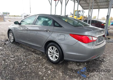 2013 Hyundai Sonata Gls z USA, uszkodzony, nr VIN 5NPEB4AC6DH714109